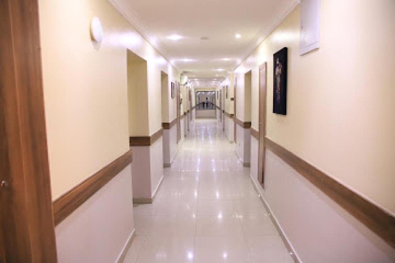 Room In Lodge - Best Western Plus-Ιμπαντάν Εξωτερικό φωτογραφία